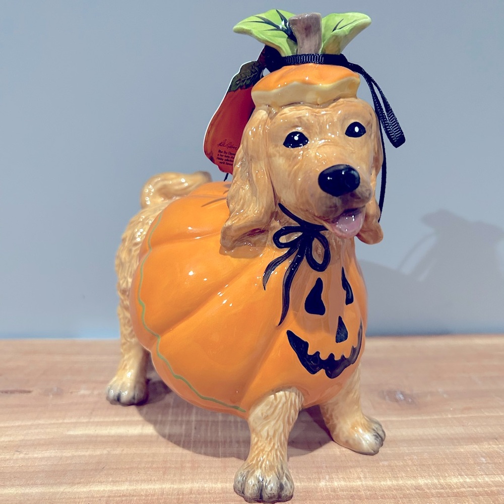 NWT Blue Sky Clayworks Halloween "Orange Is My Signature Color" Figurine